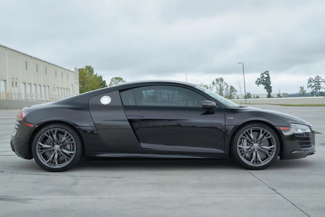 2015 Audi 42 R8 - Image 3 of 31