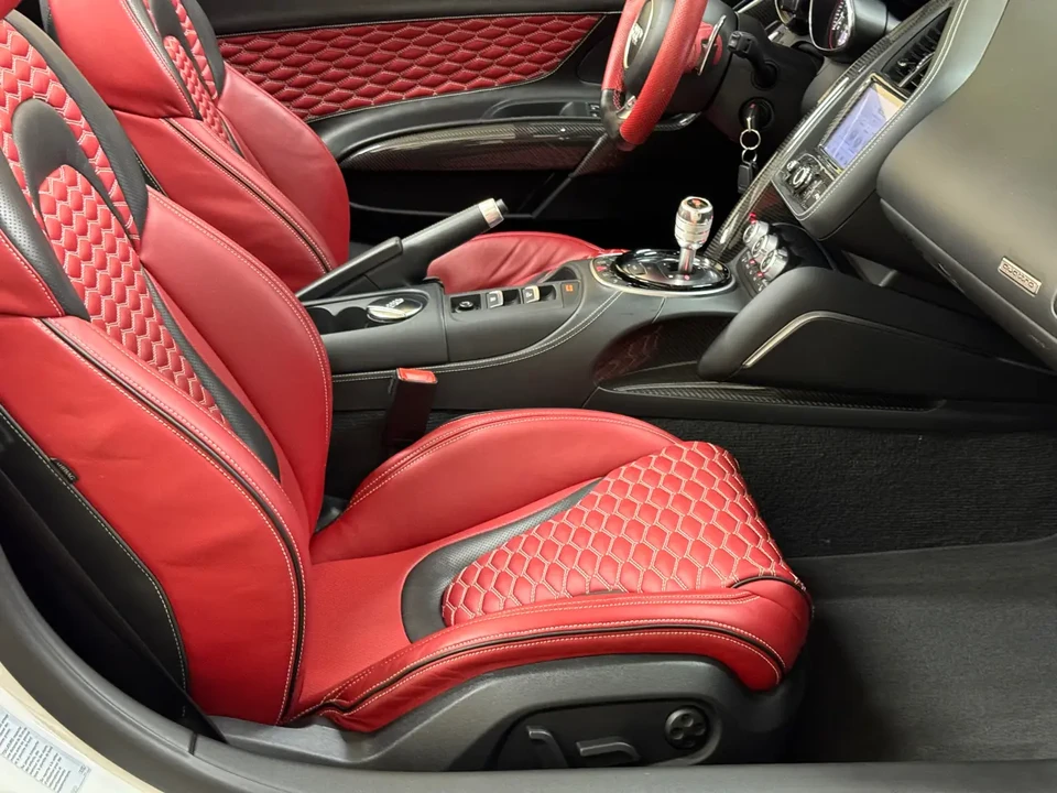 2015 Audi 42 R8 - Image 14 of 17