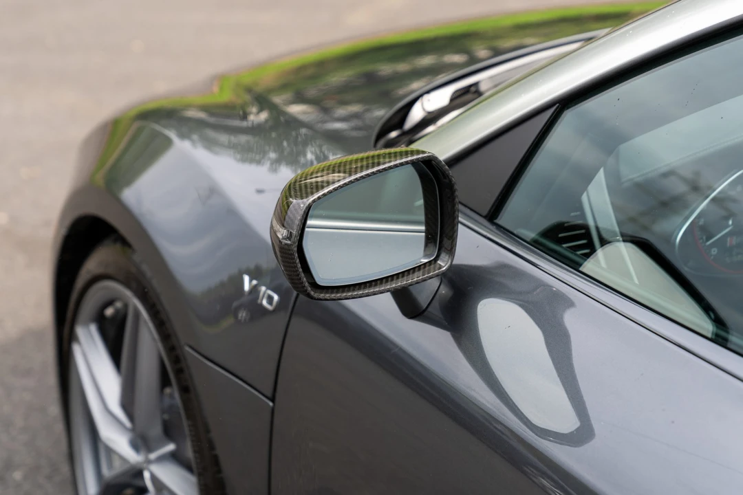 2015 Audi 42 R8 - Image 30 of 31