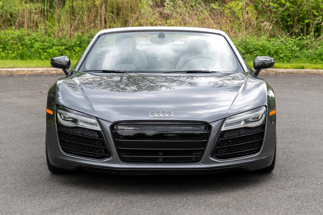 2015 Audi 42 R8 - Image 2 of 31