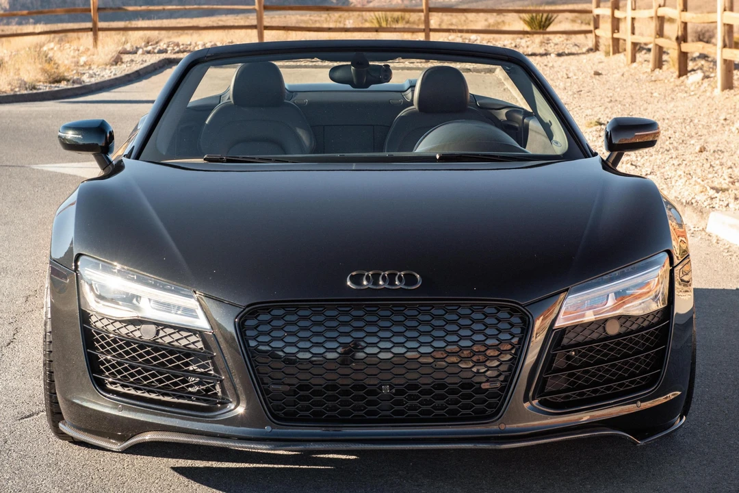 2015 Audi 42 R8 - Image 2 of 31