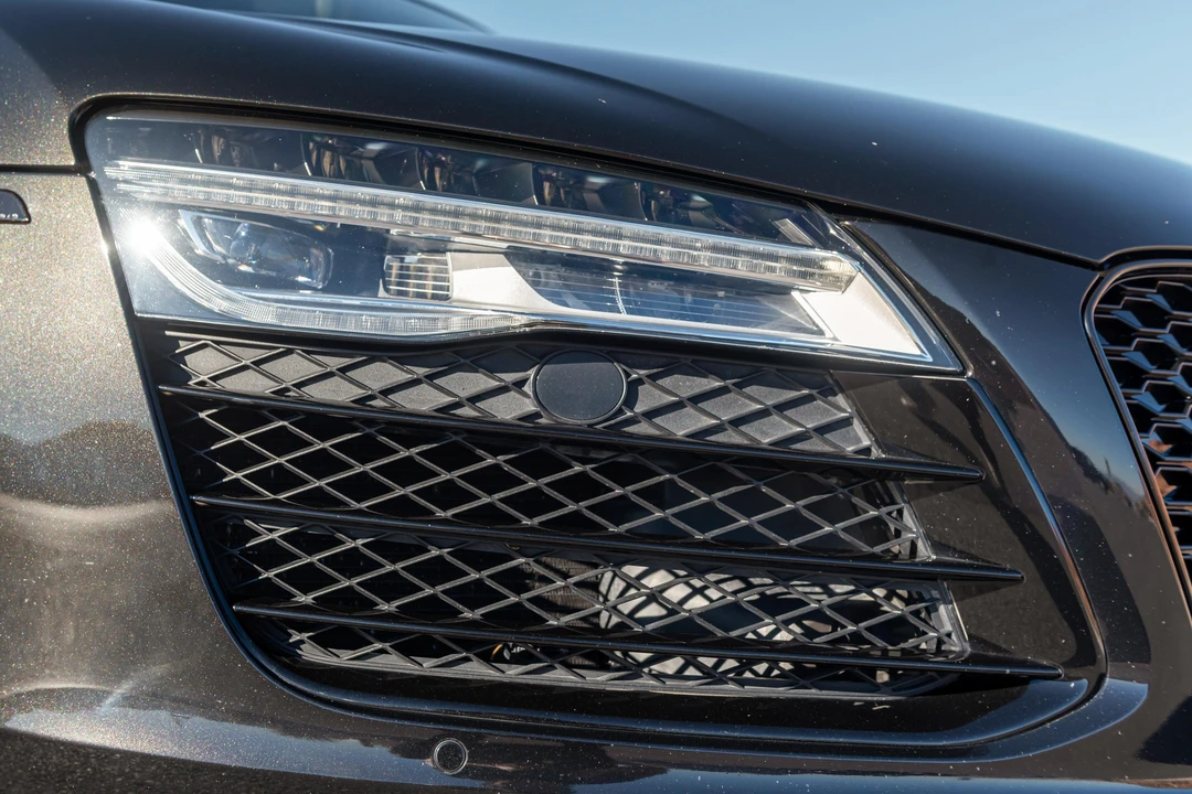 2015 Audi 42 R8 - Image 17 of 31