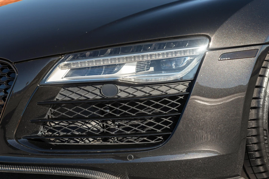 2015 Audi 42 R8 - Image 19 of 31