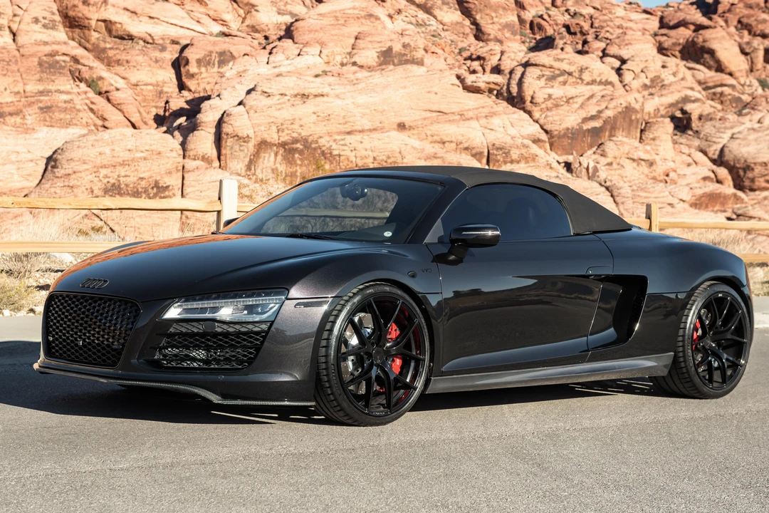 2015 Audi 42 R8 - Image 8 of 31