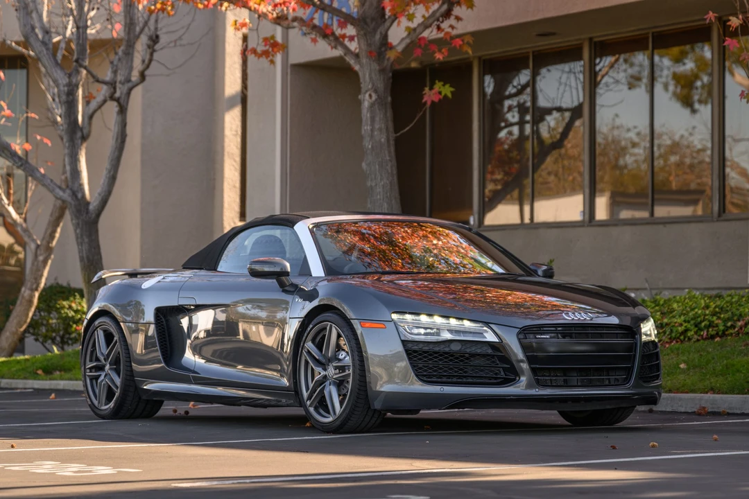 2015 Audi 42 R8 - Image 5 of 31
