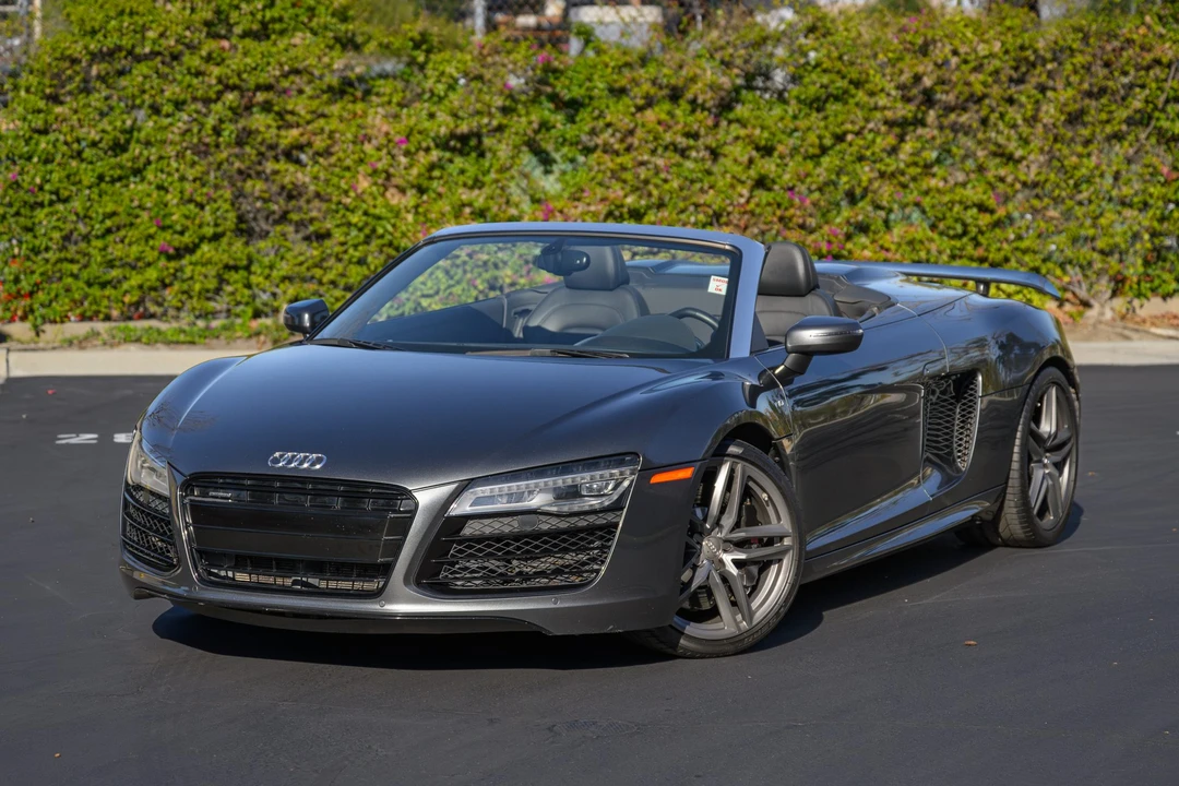 2015 Audi 42 R8 - Image 14 of 31