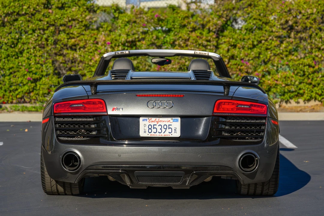 2015 Audi 42 R8 - Image 21 of 31