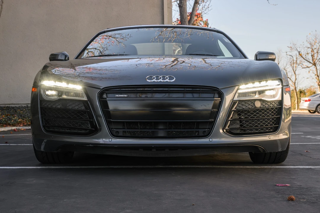 2015 Audi 42 R8 - Image 4 of 31