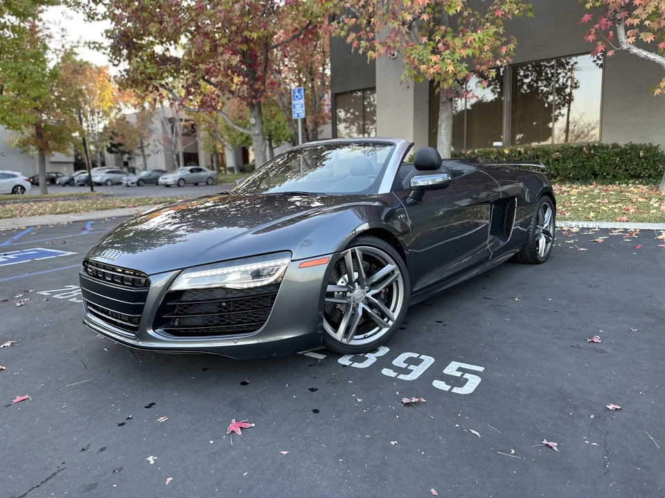 2015 Audi 42 R8 - Image 27 of 31