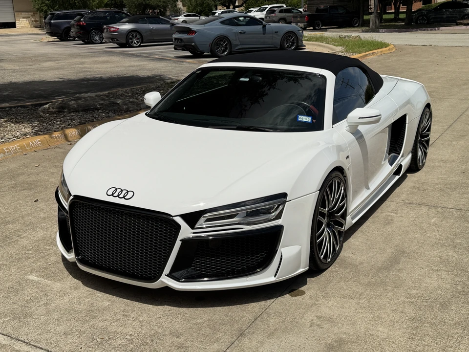 2015 Audi 42 R8 - Image 16 of 31