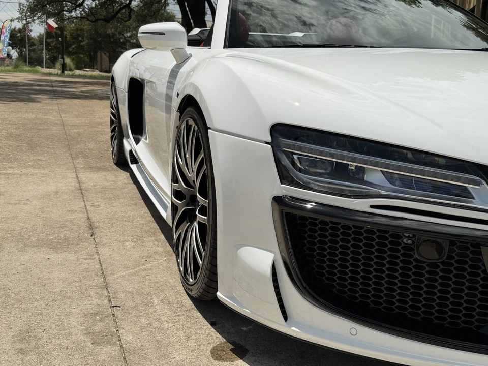 2015 Audi 42 R8 - Image 31 of 31