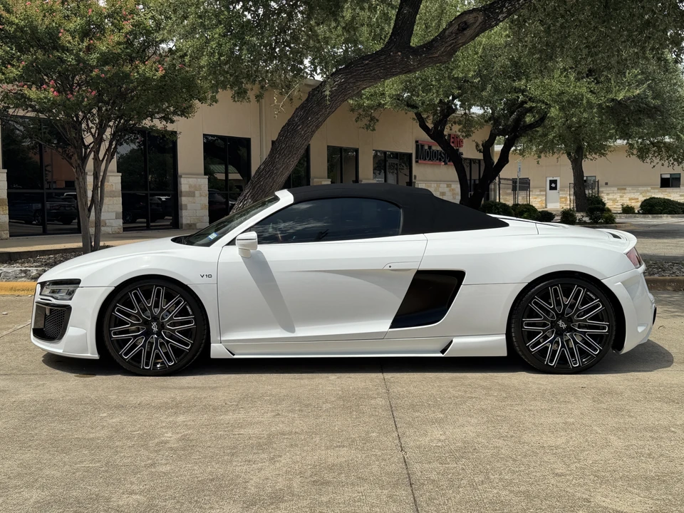 2015 Audi 42 R8 - Image 21 of 31