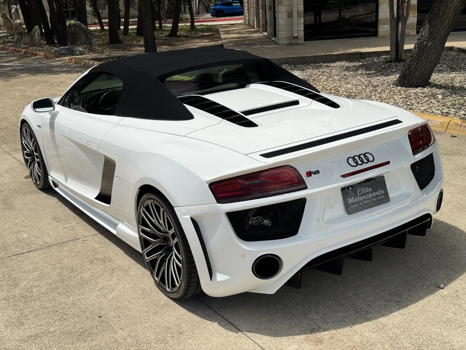 2015 Audi 42 R8 - Image 18 of 31