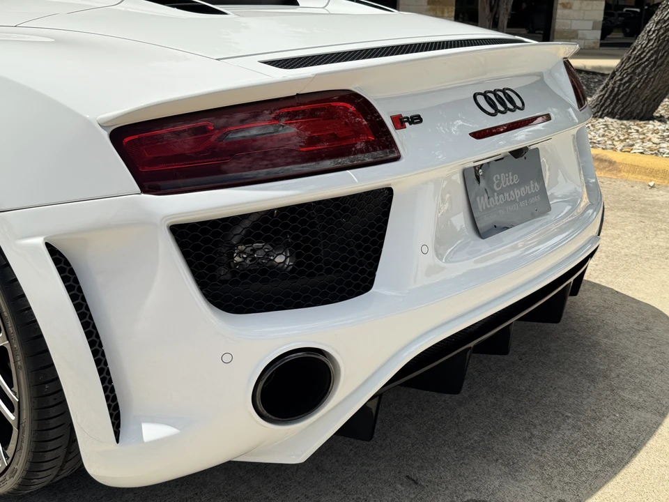 2015 Audi 42 R8 - Image 25 of 31