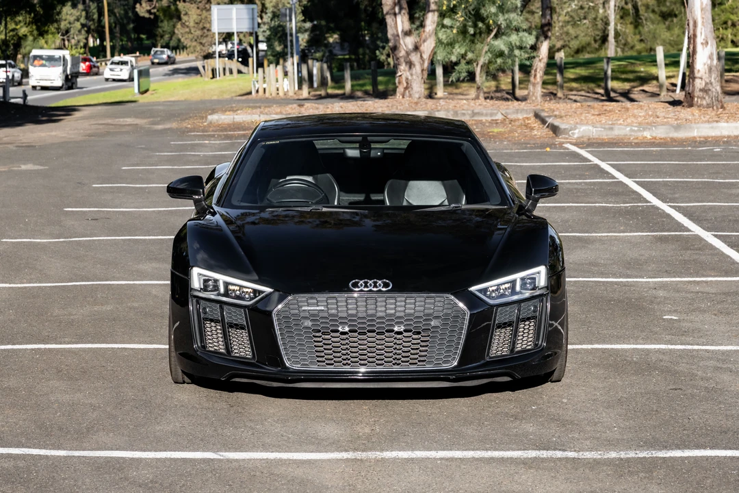2015 Audi 42 R8 - Image 10 of 31