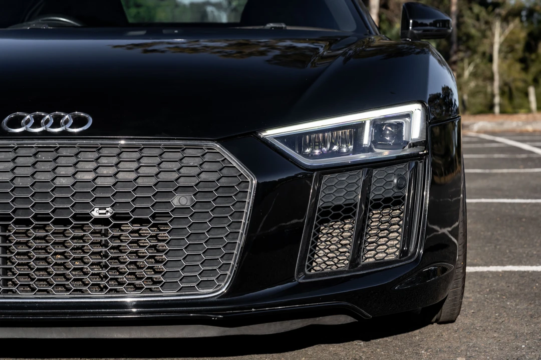 2015 Audi 42 R8 - Image 14 of 31