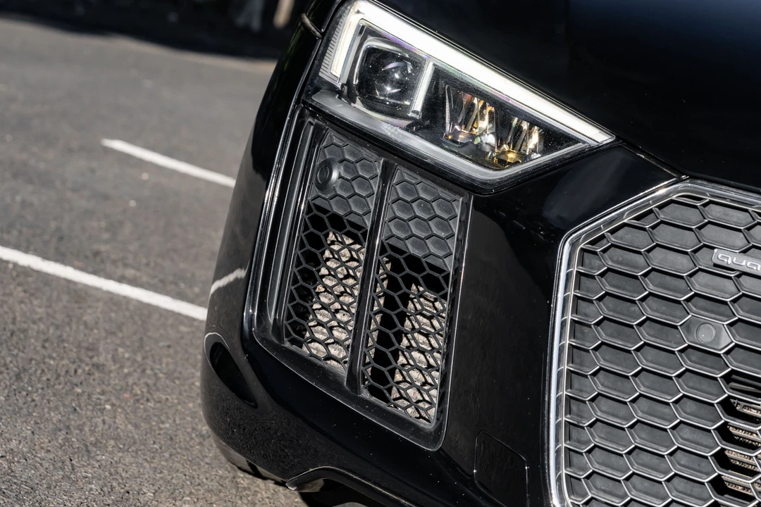 2015 Audi 42 R8 - Image 18 of 31