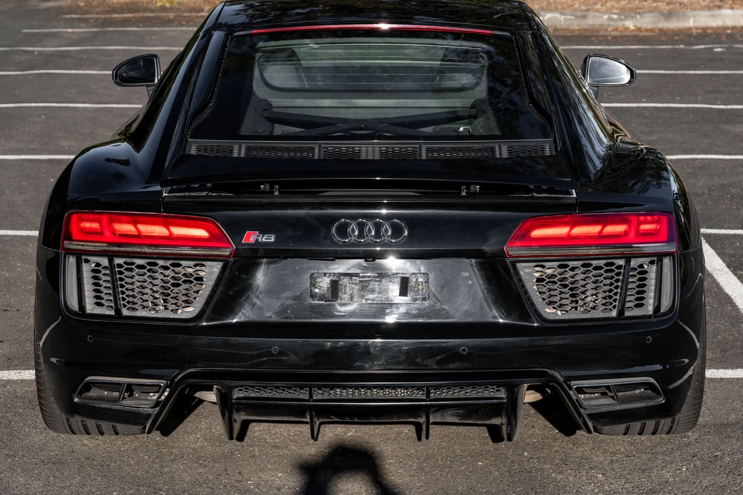 2015 Audi 42 R8 - Image 29 of 31