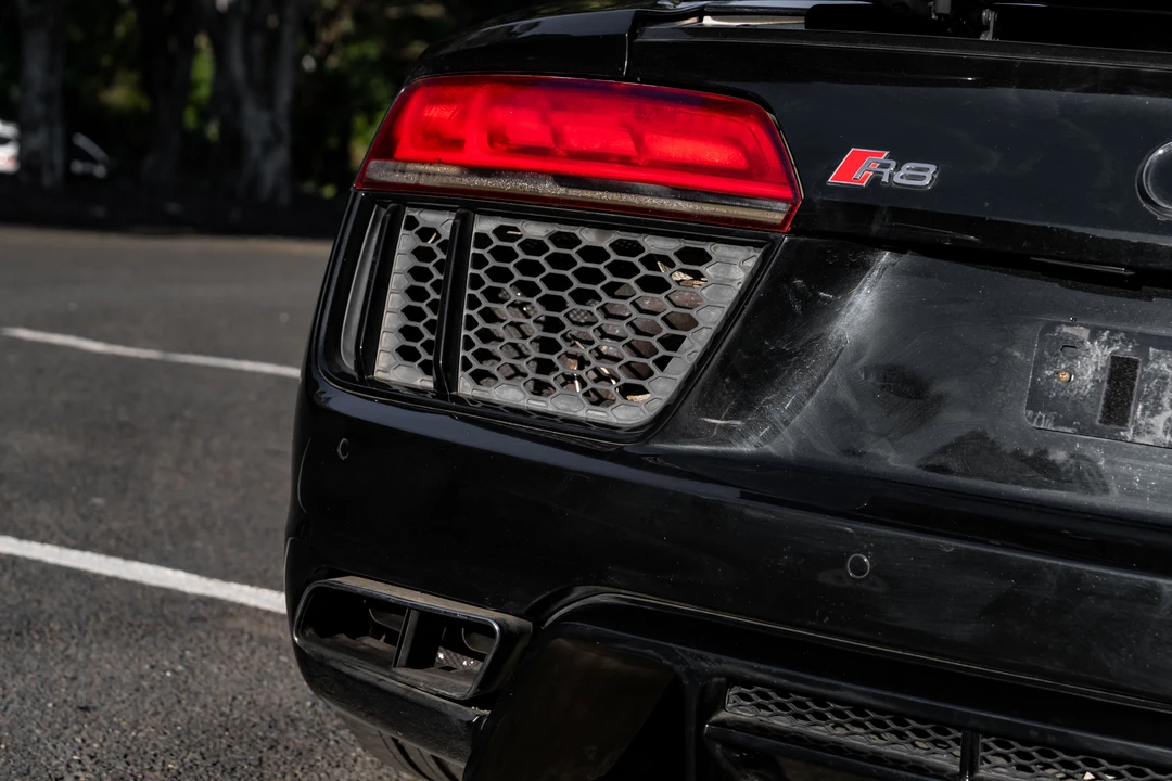 2015 Audi 42 R8 - Image 30 of 31