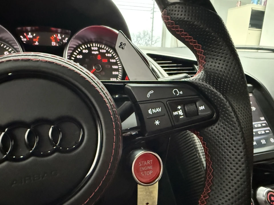 2015 Audi 42 R8 - Image 17 of 21