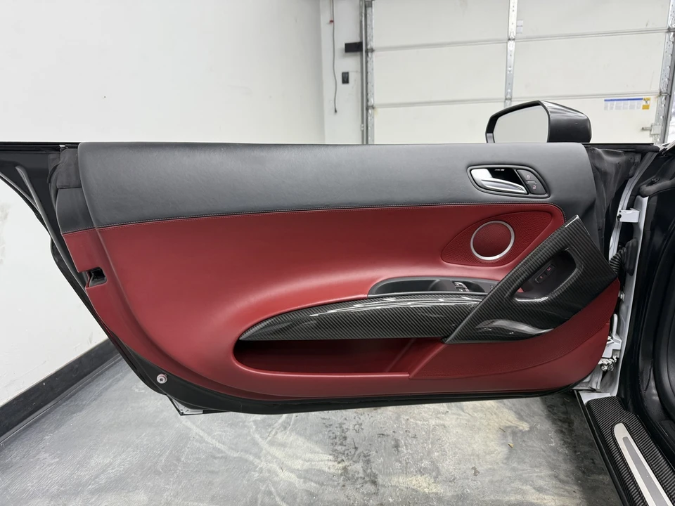2015 Audi 42 R8 - Image 10 of 21