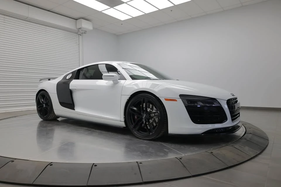 2015 Audi 42 R8 - Image 6 of 6