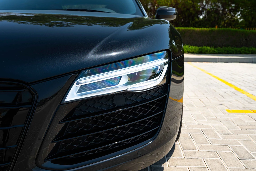 2015 Audi 42 R8 - Image 18 of 31