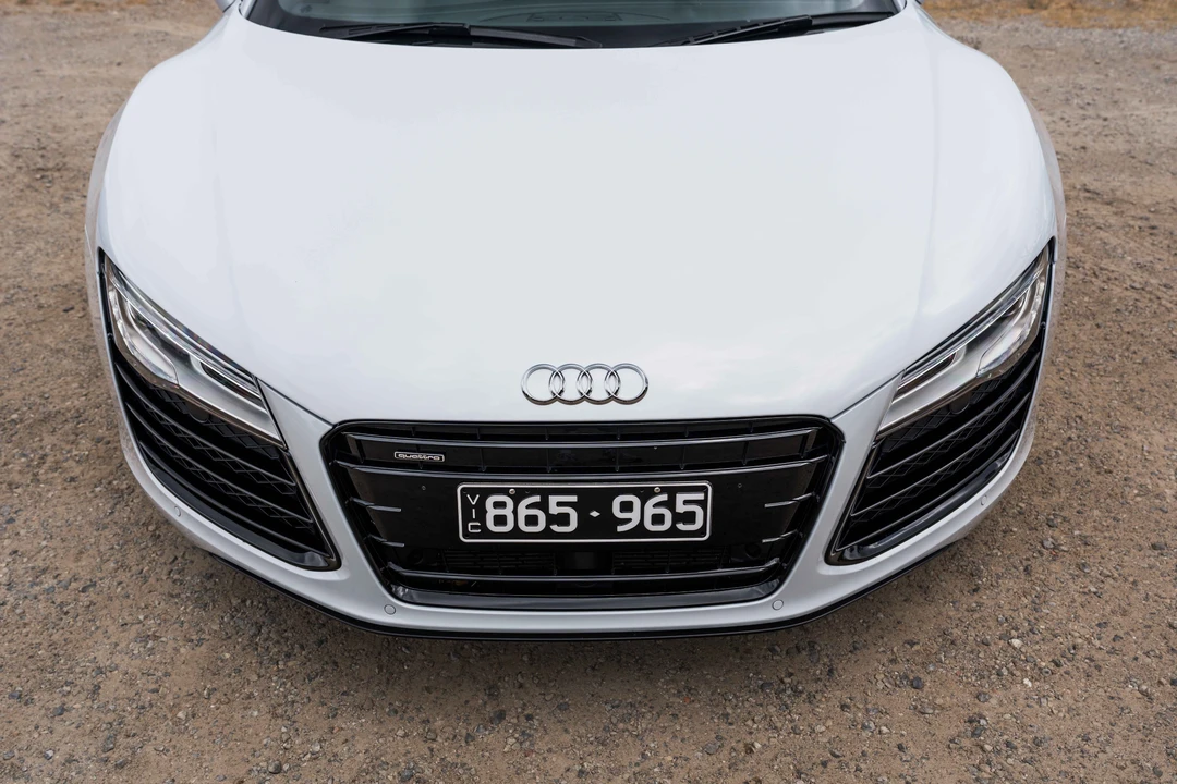 2015 Audi 42 R8 - Image 16 of 31
