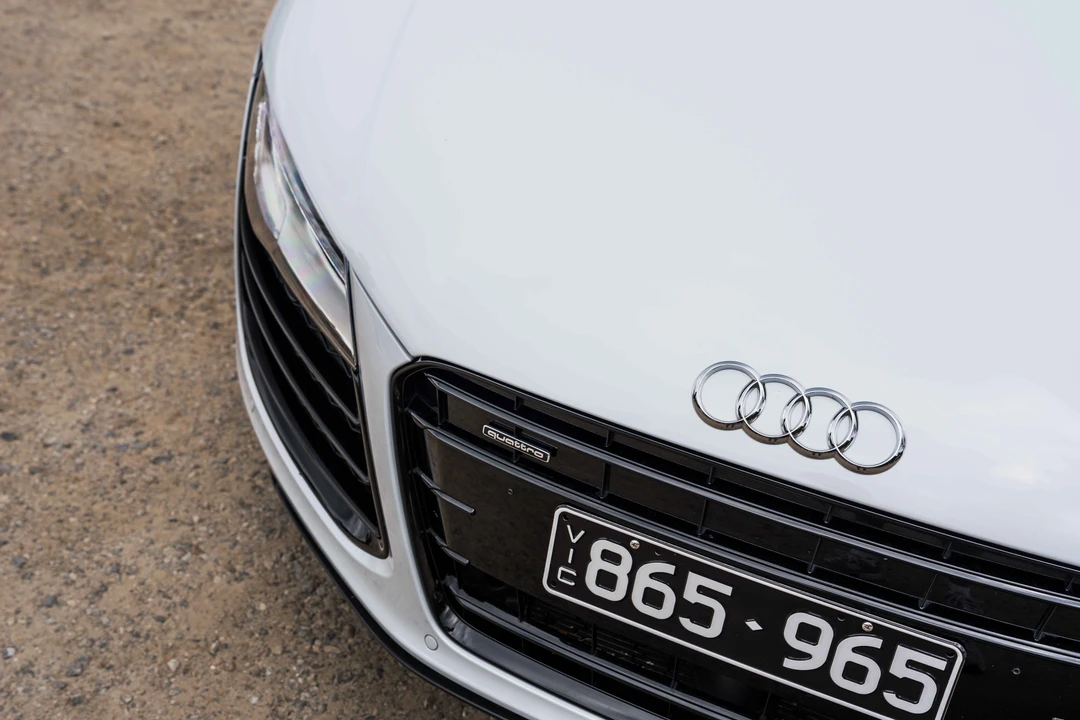 2015 Audi 42 R8 - Image 17 of 31