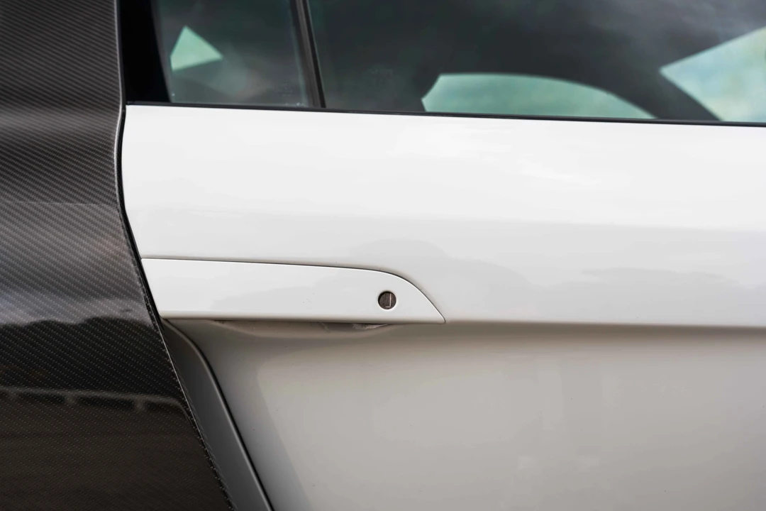 2015 Audi 42 R8 - Image 27 of 31