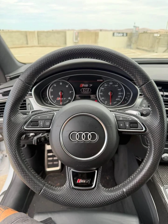 2015 Audi C7 RS7 - Image 14 of 18