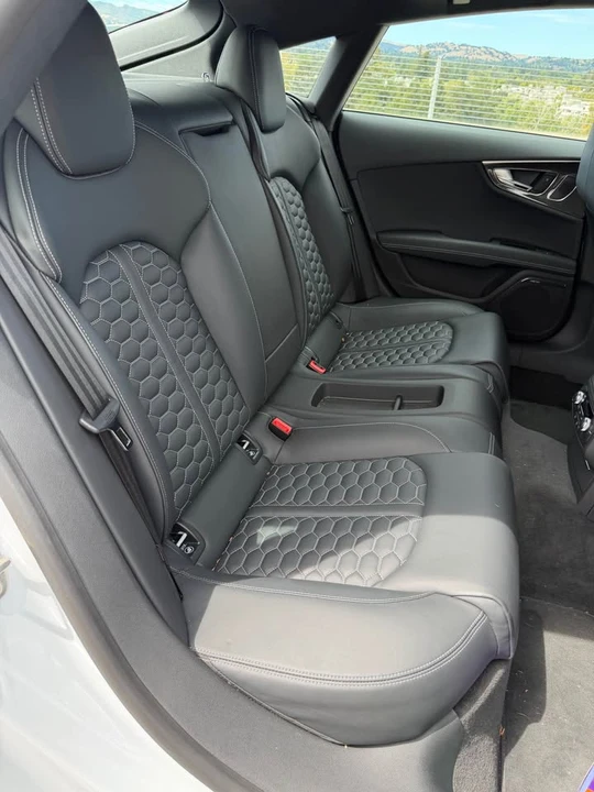 2015 Audi C7 RS7 - Image 13 of 18