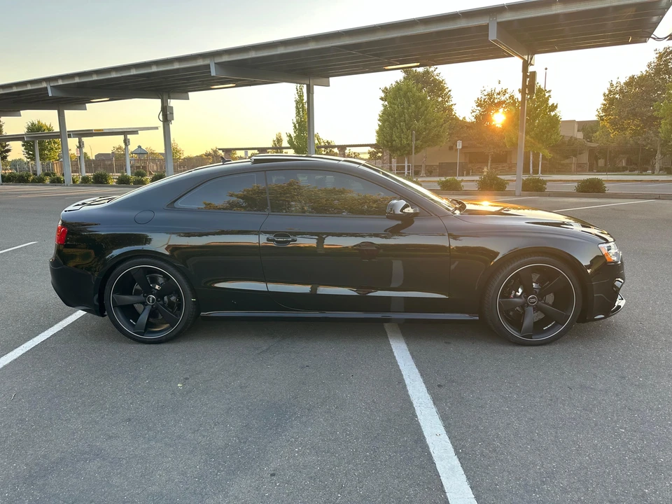 2015 Audi B8 RS5 - Image 12 of 31