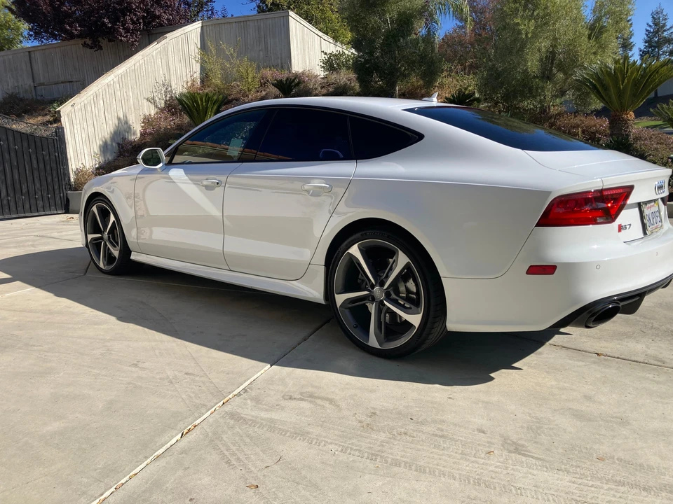 2015 Audi C7 RS7 - Image 10 of 31
