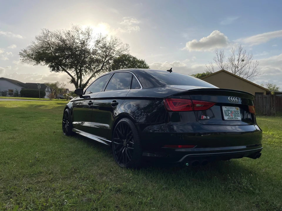 2015 Audi 8V S3 - Image 13 of 31