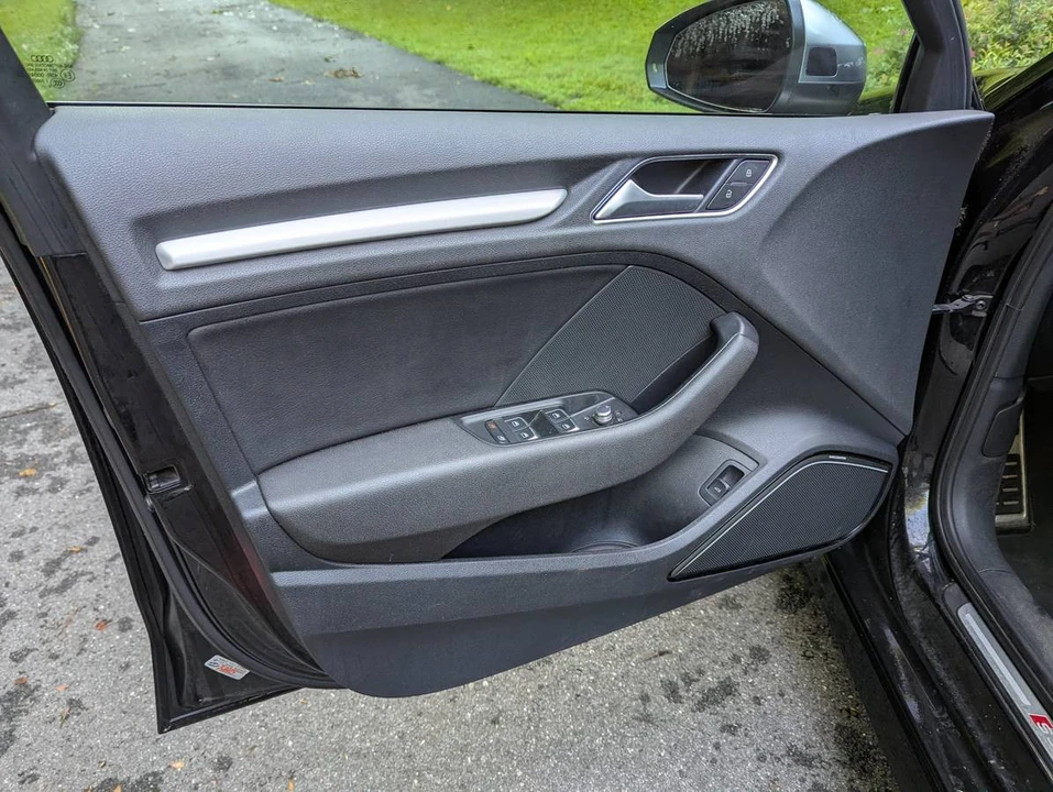 2015 Audi 8V S3 - Image 11 of 24