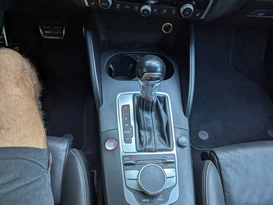 2015 Audi 8V S3 - Image 16 of 24