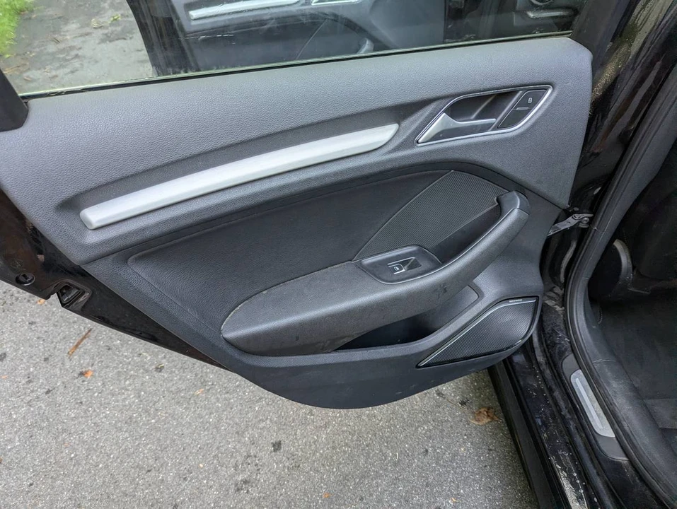 2015 Audi 8V S3 - Image 19 of 24