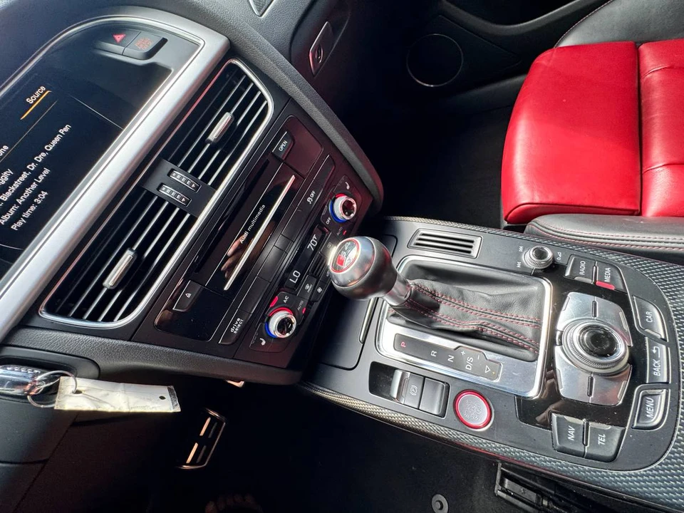 2015 Audi B8 S4 - Image 16 of 24