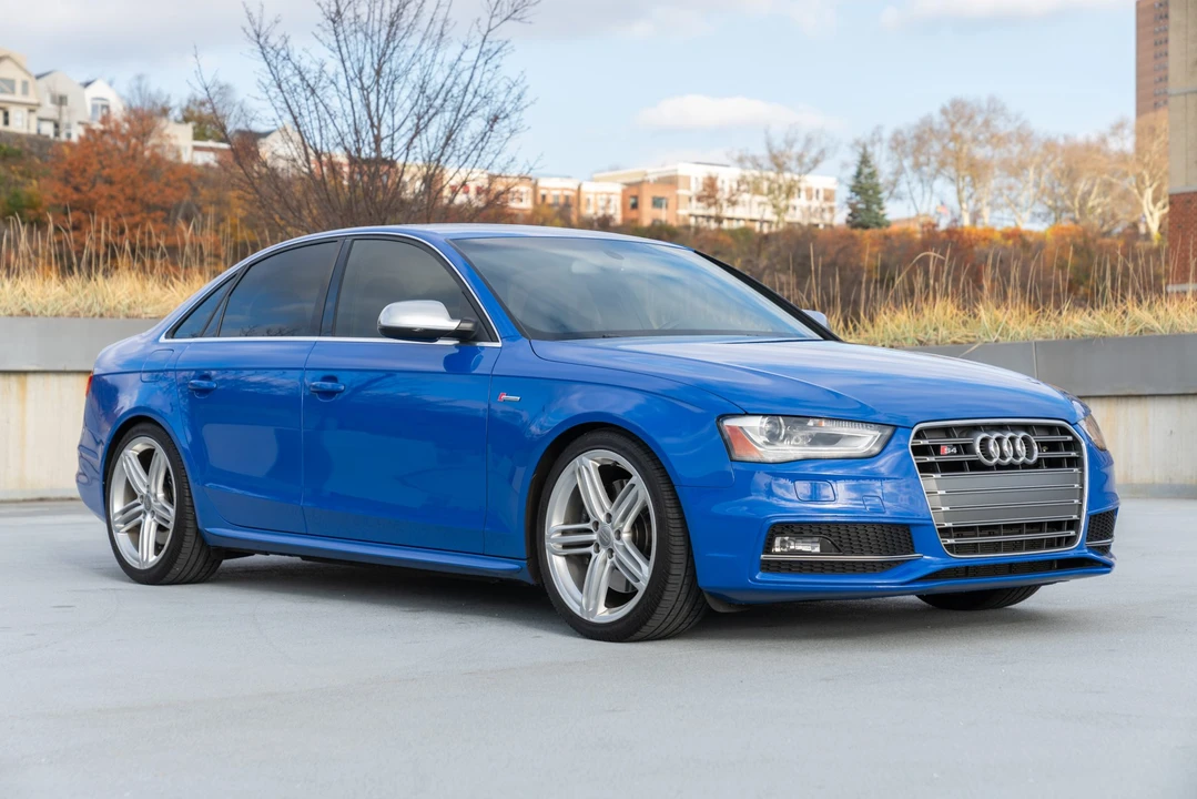 2015 Audi B8 S4 - Image 4 of 31