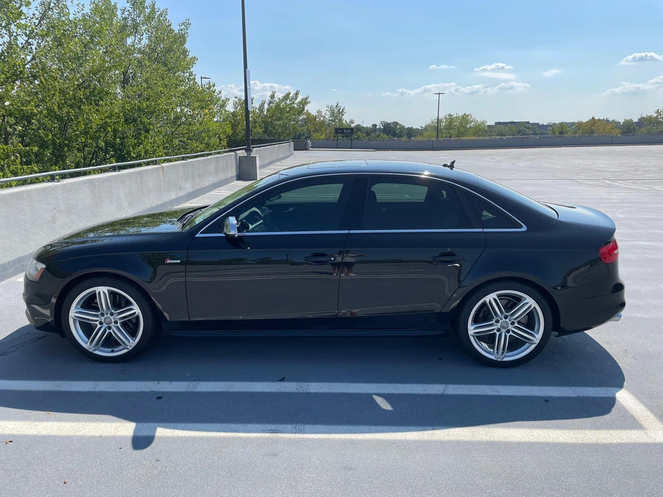 2015 Audi B8 S4 - Image 12 of 31