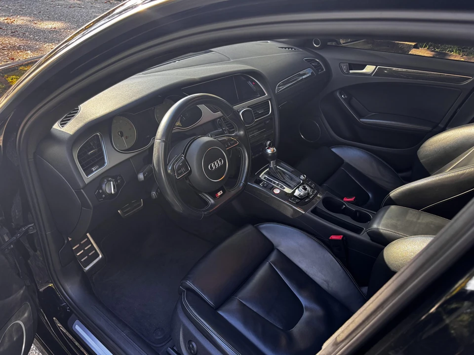 2015 Audi B8 S4 - Image 25 of 31