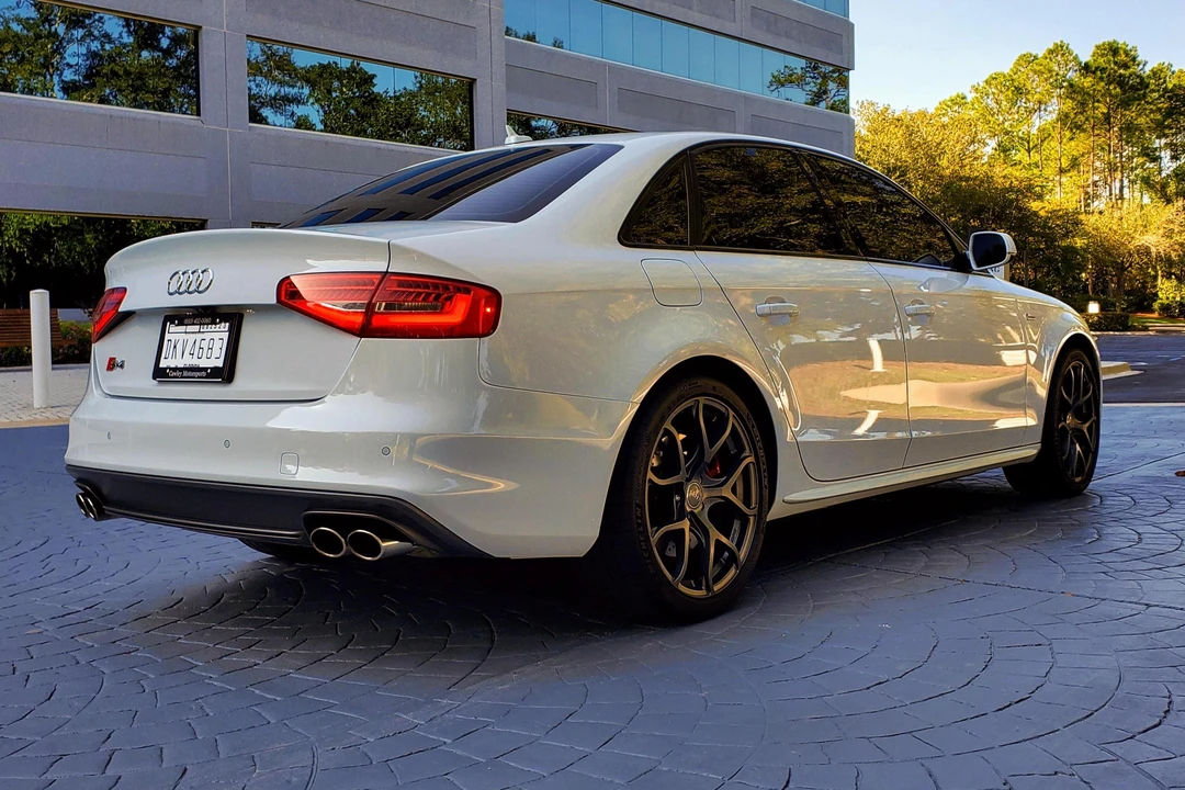 2015 Audi B8 S4 - Image 4 of 31