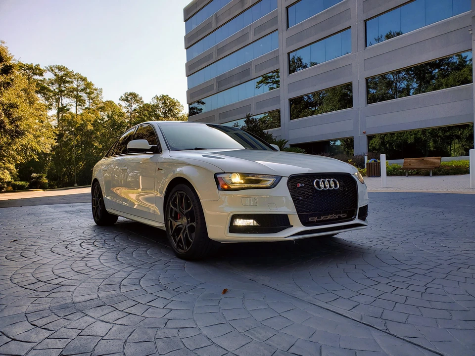 2015 Audi B8 S4 - Image 14 of 31