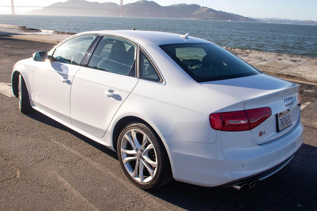 2015 Audi B8 S4 - Image 4 of 24