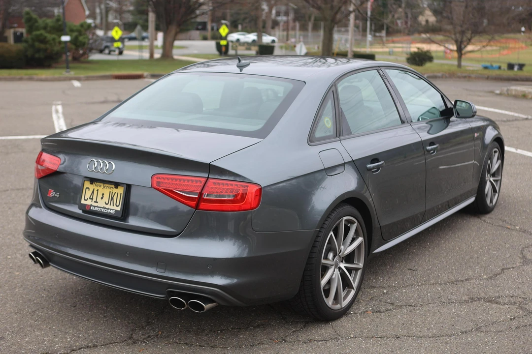 2015 Audi B8 S4 - Image 4 of 31