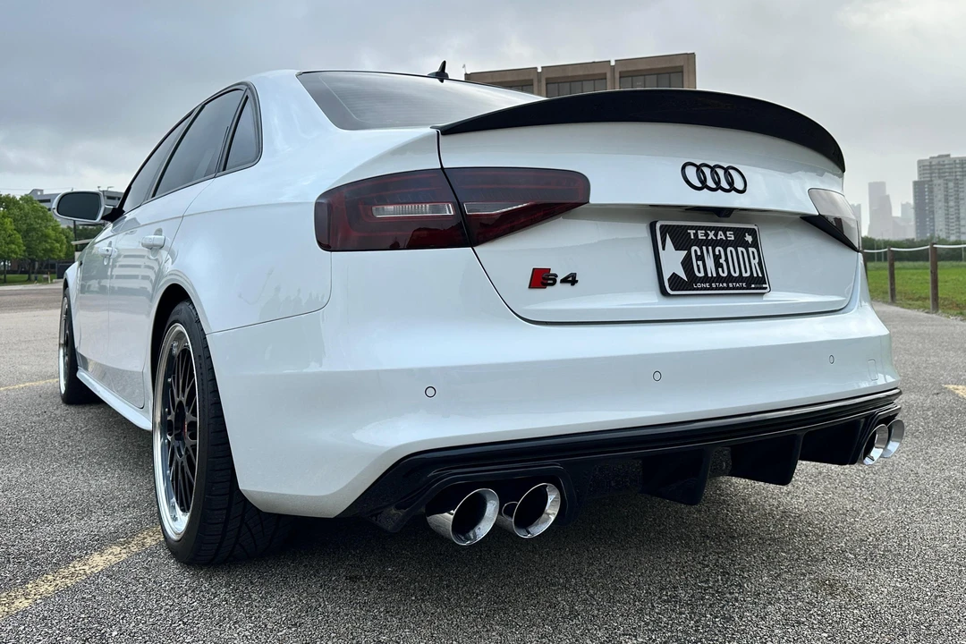 2015 Audi B8 S4 - Image 4 of 31