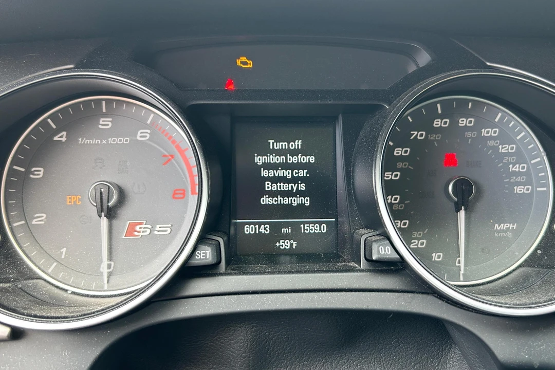 2015 Audi B8 S5 - Image 16 of 30