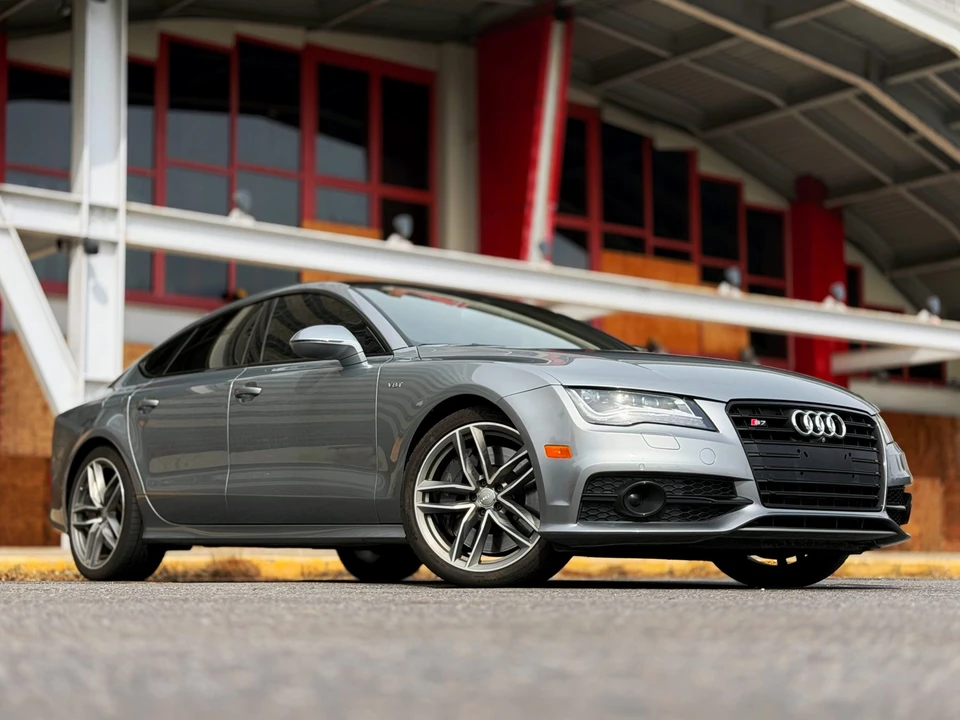 2015 Audi C7 S7 - Image 14 of 31