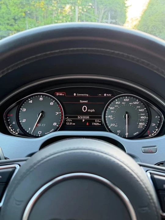 2015 Audi D4 S8 - Image 12 of 20